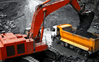 Immigration to Canada: from mines to high-paying jobs on the railroad